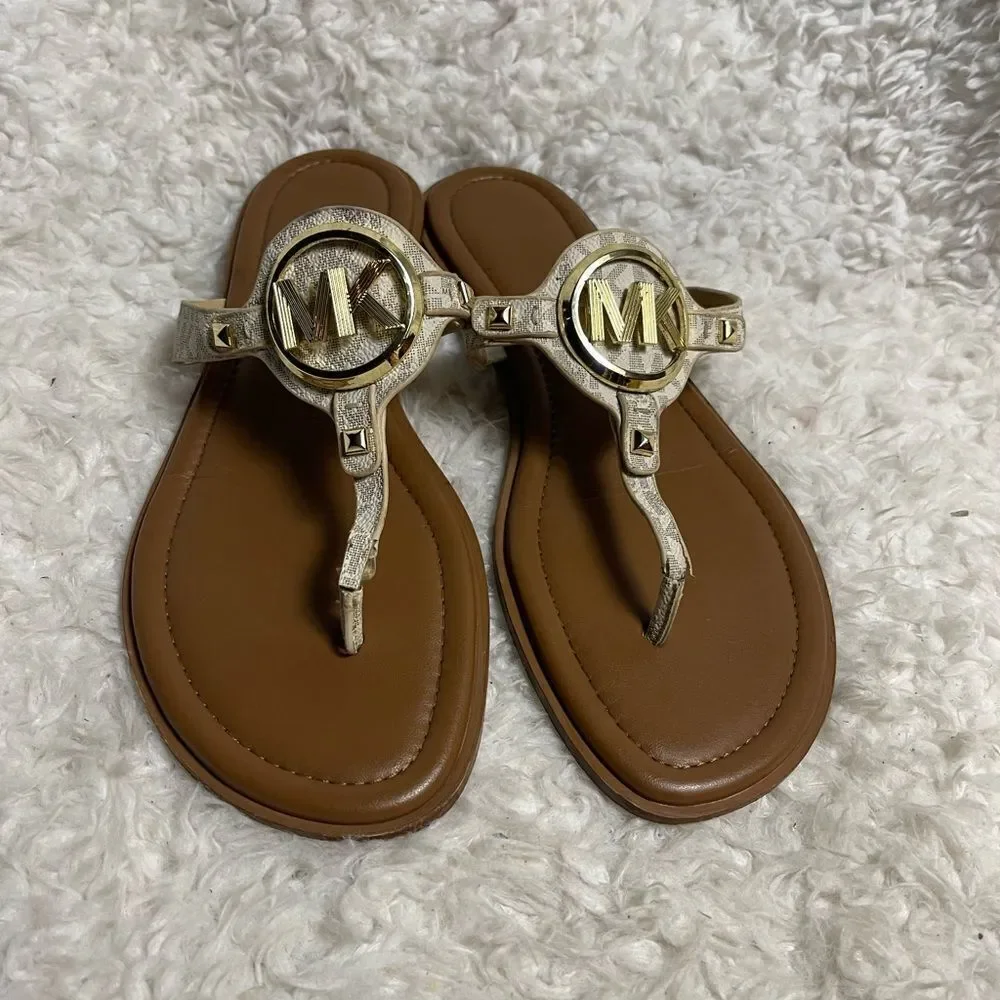 Michael Kors Aubrey Synthetic beige Thong Sandal gold tone logo accent SZ9.5M
